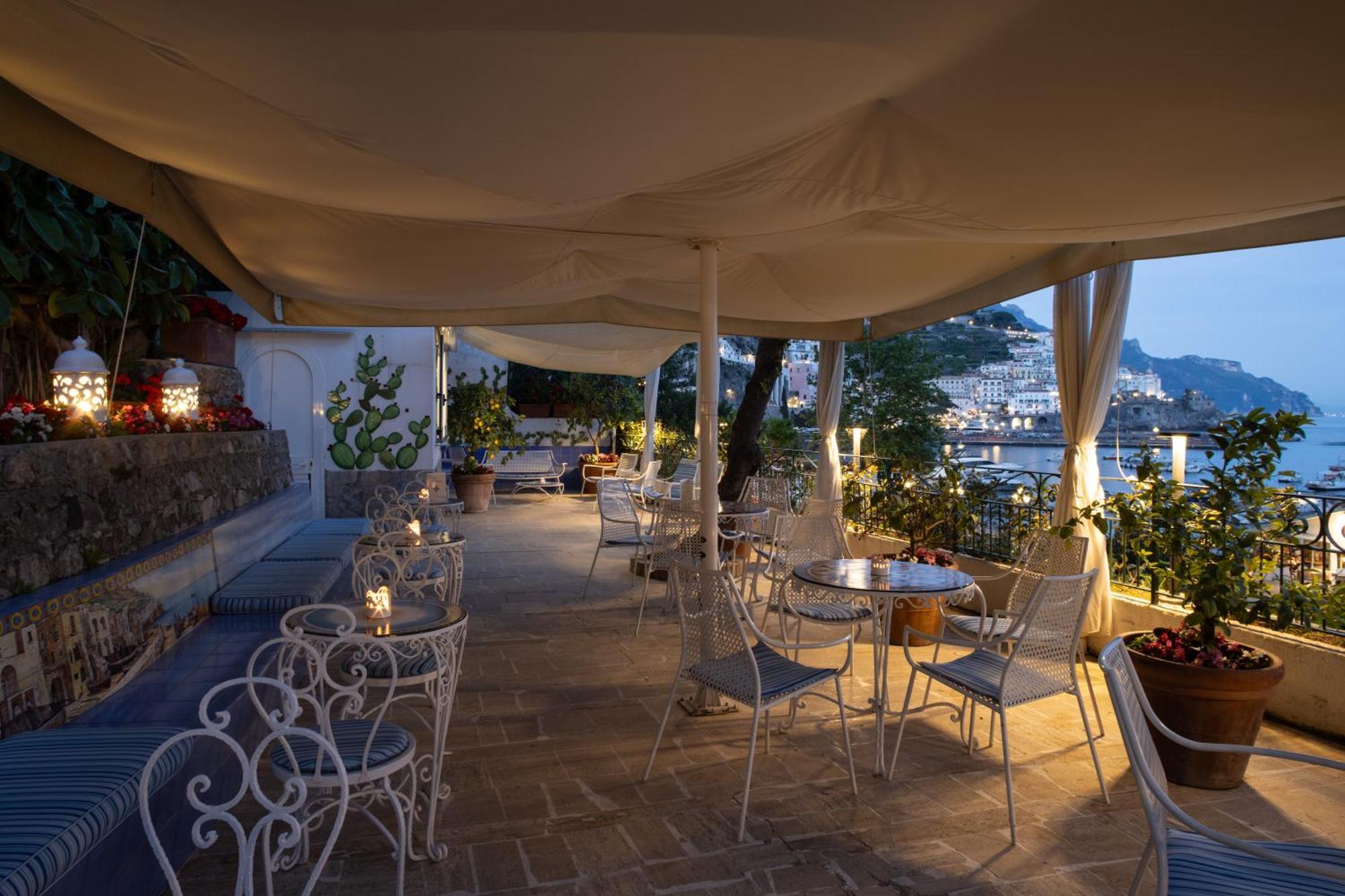 Hotel Aurora Amalfi Exterior photo